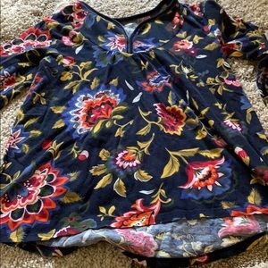 Cute old navy blouse